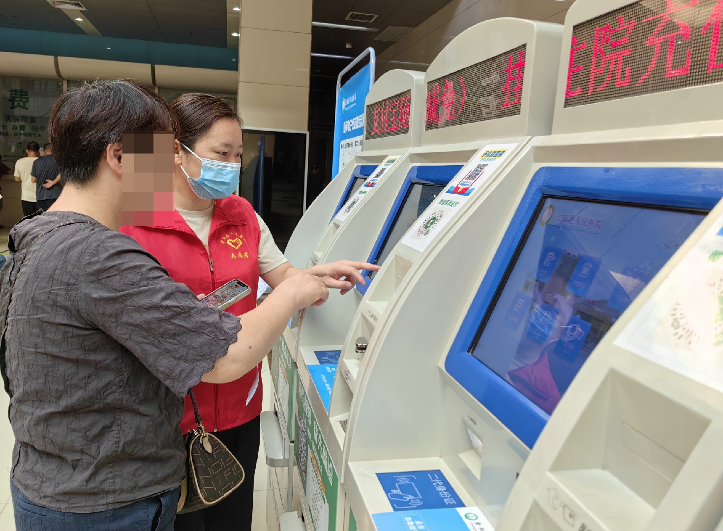 崇阳县人民医院持续推出六大便民举措展现医疗服务温度
